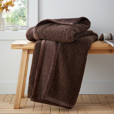 Catherine Lansfield So Soft Velvet Boucle 130X170 Cm Blanket Throw Chocolate - image 1