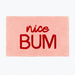 Allure Bath Fashions Nice Bum Slogan Bath Mat Non Slip Fun Bathroom Rug (Pink/red) - thumbnail 2