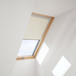 Luxtra (Dhr) Beige Blackout Roller Blind For Velux Roof Window M04 With Silver Side Rails - thumbnail 3