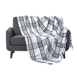 Homescapes White & Black Tartan Check Sofa And Bed Throw, 150 X 200 Cm - thumbnail 1