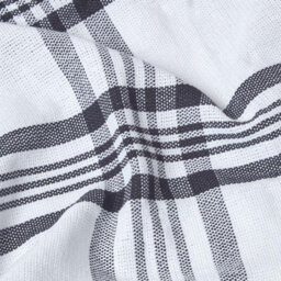 Homescapes White & Black Tartan Check Sofa And Bed Throw, 150 X 200 Cm - thumbnail 4