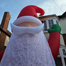 Samuel Alexander Giant: 20Ft (6M) Outdoor Inflatable Light Up Christmas Gonk With Raised Arm & Leds - thumbnail 7