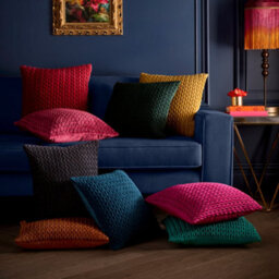 Laurence Llewelyn-Bowen Amory Luxe Fuchsia Velvet Filled Cushion - thumbnail 3