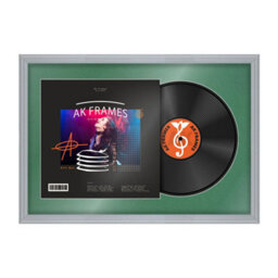 "AK Frames 25X17"" Silver Classic Vinyl Record Frame With Emerald Mount For 12 Inch Lp Cover & Disc - Overlapped Design" - thumbnail 1