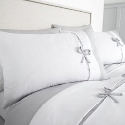 Catherine Lansfield Bedding Milo Bow Duvet Cover Set With Pillowcases White - thumbnail 2