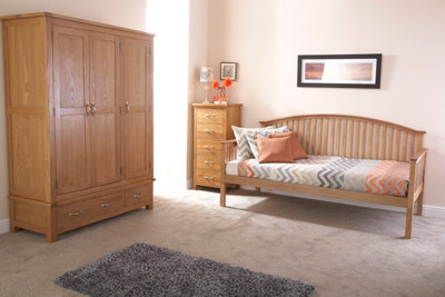 Gfw Madrid Wooden Day Bed Single Oak - image 1