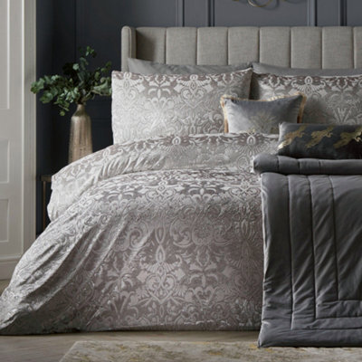 Laurence Llewelyn-Bowen Firenza Damask Velvet Duvet Cover Set - image 1