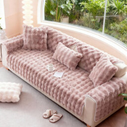 Living And Home Pink Thickened Faux Rabbit Fur Knitted Sofa Cushion Cover/sofa Throw, 150Cm W X 90Cm D - thumbnail 1