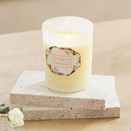 Living And Home Long-Lasting English Pear And Freesia Scented Natural Soy Wax Candle In White Glass Jar - thumbnail 2
