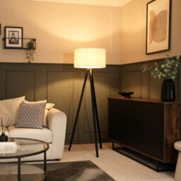 Valuelights Barbro Black Tripod Floor Lamp With Cream Boucle Shade And Bulb