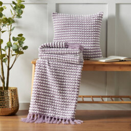 Catherine Lansfield Stab Stitch Embellished 125X150 Cm Blanket Throw Lilac - thumbnail 2