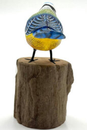 My Square Mile Bird Statue Ornament Wooden Hand Carved Bird Tree Stump  British Birds Indoor/outdoor Garden Ornament (Blue Tit) - thumbnail 3