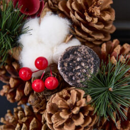 Dibor 36Cm Pinecone And Roses Front Door Christmas Wreath With Deer Wreath Hanger - thumbnail 4