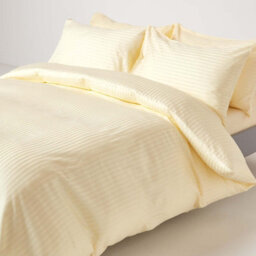 Homescapes Pastel Yellow Egyptian Cotton Satin Stripe Fitted Sheet 330 Tc, Small Double - thumbnail 4