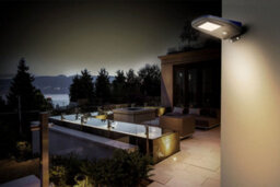 Nightsearcher Nexsun 2000 Solar Powered Arena & Flood Light With Pir Motion Detection - thumbnail 1