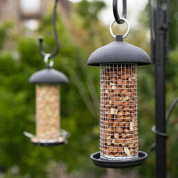 2 X Gardman Black Metal Steel Seed Wild Bird Hanging Garden Feeder A01172 - thumbnail 2