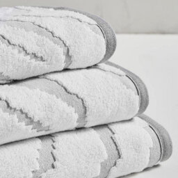 Allure Bath Fashions Zebra Print Sculpted Hand Towel - White/grey - thumbnail 3