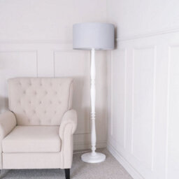 Valuelights Victoria Traditional White Wood Candlestick Floor Lamp With Grey Drum Shade - Led Bulb Included - thumbnail 5