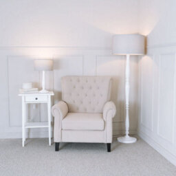 Valuelights Victoria Traditional White Wood Candlestick Floor Lamp With Grey Drum Shade - Led Bulb Included - thumbnail 3