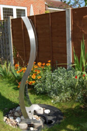 Primrose Double Sided Curved Stainless Steel Water Wall With Reservoir 130Cm - thumbnail 3