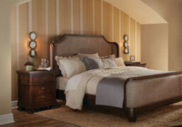 Elegant Wall Light With Glass Back Plates In Sterling Gold And Silver Tones - thumbnail 2