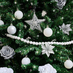 Melody Maison White Wooden Ball Garland - 150Cm - thumbnail 3