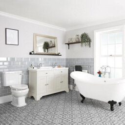 Homestylestore Antique White Bathroom Suite Double Ended Slipper Bath And Feet, 1210mm Vanity Unit And Close Coupled Toilet - thumbnail 1