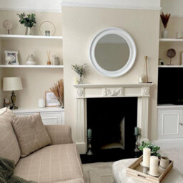 Melody Maison Large Round Vintage White Wall Mirror 80Cm X 80Cm - thumbnail 8