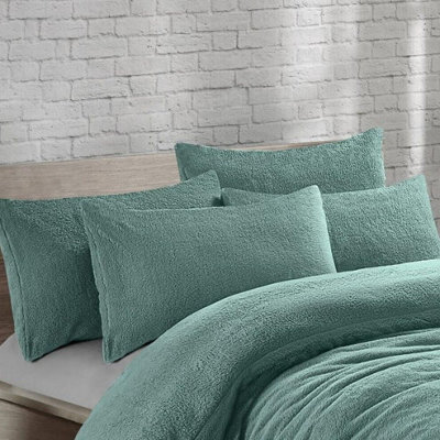 Homes & Linen Teddy Fleece Warm And Cosy Plush Fluffy Cuddly Thermal Pair Pillow Case