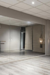 Mirroroutlet Circuitt 4mm Sheet Mirror Glass 213 X 122Cm (7Ft X 4Ft) - thumbnail 2