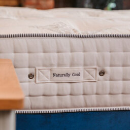Divan Base Direct Sophia Briar-Rose Emilie 1000 Pocket Sprung Luxury Divan Bed Set 4Ft Small Double 4 Drawers  - Plush Marine - thumbnail 3