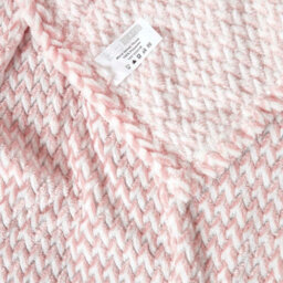 Homescapes Pastel Pink Mora Faux Fur Velvet Throw  200 X 230 Cm - thumbnail 5