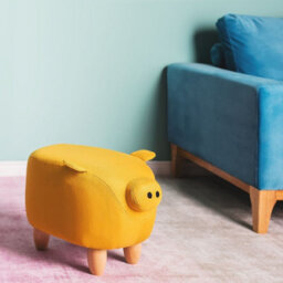 Beliani Pig-Shaped Kids Stool Yellow Polyester Upholstery Rubberwood Legs 50X32X35Cm - thumbnail 2