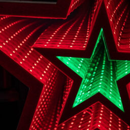 Samuel Alexander 47Cm Light Up Star Infinity Christmas Decoration With Red And Green Leds - thumbnail 6