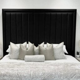 UKBEDFURNITURE Hampton Plush Velvet Upholstered Bed Frame Only - Blackboard - thumbnail 3