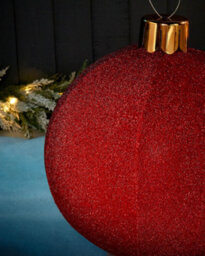 WeRChristmas Inflatable Tinsel Christmas Bauble, Red, 45 Cm - thumbnail 4
