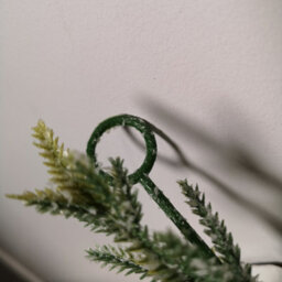 Samuel Alexander 160Cm Realistic Look Christmas Green Spruce Garland With Frosting And Plastic Pine Cones - thumbnail 9
