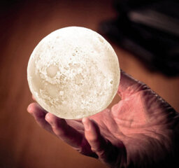 Colour Changing 3D Moon Lamp - Usb Rechargeable Night Light With Wooden Stand - Measures H16 X 11Cm Diameter - thumbnail 2