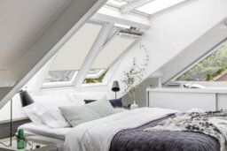 Classic Roof Blind  Window Code (Mk04) Cream For Velux Roof Windows, Blackout Blind - thumbnail 6