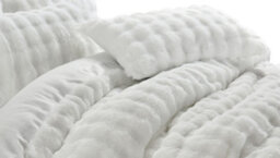 Homes & Linen White Teddy Square Duvet Cover Set Ultra Soft Plush Bedding With Matching Pillowcases - thumbnail 3