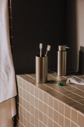 Cosmic Free Standing Toothbrush Holder Matt Black Logic - thumbnail 5