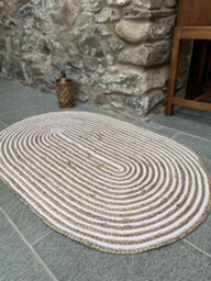 Second Nature Online Chakkar Pale Stripe Oval Jute Beige Hall Rug / 75 Cm X 120 Cm - thumbnail 1