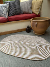 Second Nature Online Chakkar Pale Stripe Oval Jute Beige Hall Rug / 75 Cm X 120 Cm - thumbnail 7