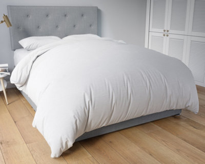 Winter Extra Warm Duvet 15 Tog Polycotton And Hollowfibre Filling - image 1