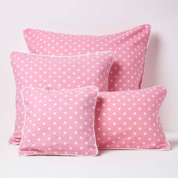 Homescapes Cotton Pink Polka Dots Cushion Cover, 45 X 45 Cm - thumbnail 5