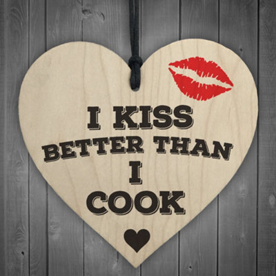Red Ocean I Kiss Better Than I Cook Novelty Wooden Hanging Heart - image 1