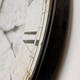 Walplus Vintage Rusty Looked Metal Wall Clock For Indoor - Vintage Look Clock, Metal Large Wall Clock 60Cm X 60Cm - thumbnail 6