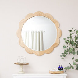Melody Maison Large Light Wood Scalloped Edge Bevelled Wall Mirror - 97Cm - thumbnail 8