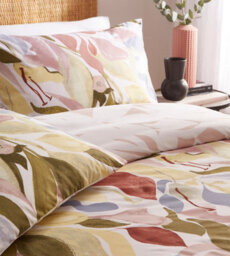 Furn. Amarosa Abstract Floral Reversible Duvet Cover Set, Super King, Pink - thumbnail 3
