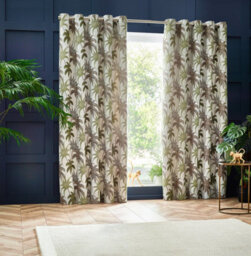 Wylder Galapagos Jacquard Room Darkening Eyelet Curtain Pair Green (W)168Cm X (D)183Cm - thumbnail 5